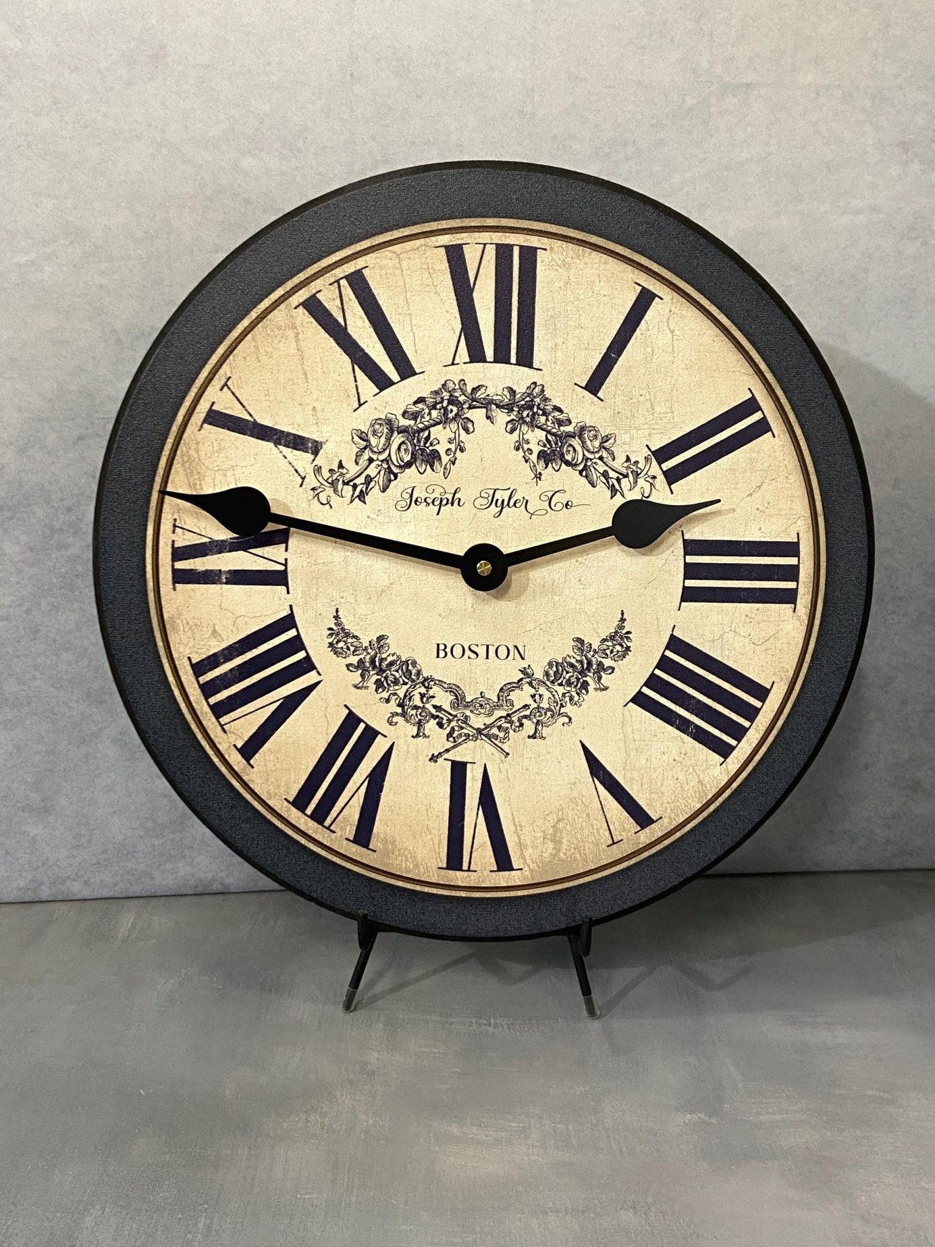 il_fullxfull.6329503951_8pwe.jpg Charmant Black & Tan Wall Clock - Image 1