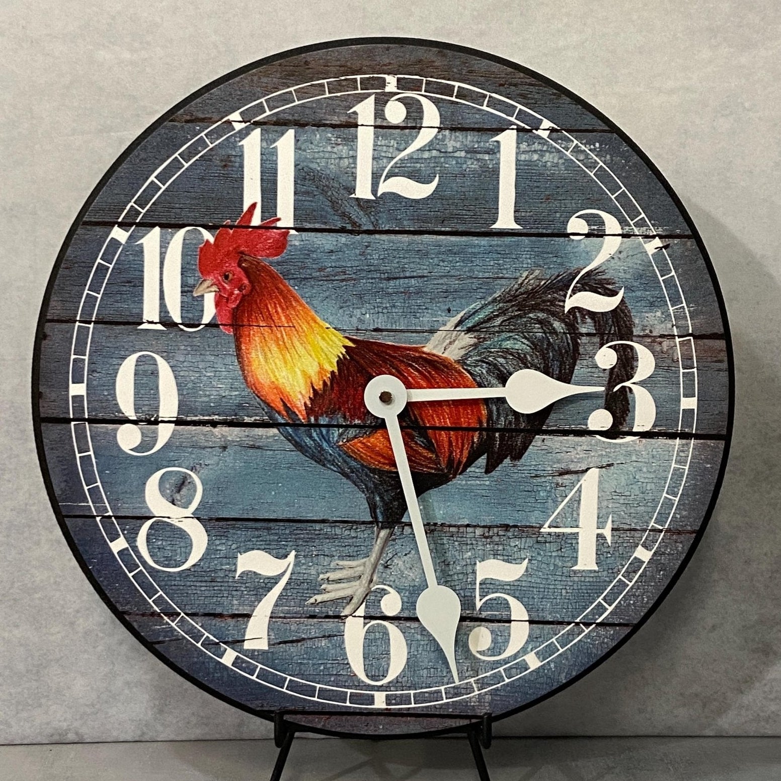 il_fullxfull.6408998971_gqr3.jpg Barnwood Blue Rooster Wall Clock - Image 1