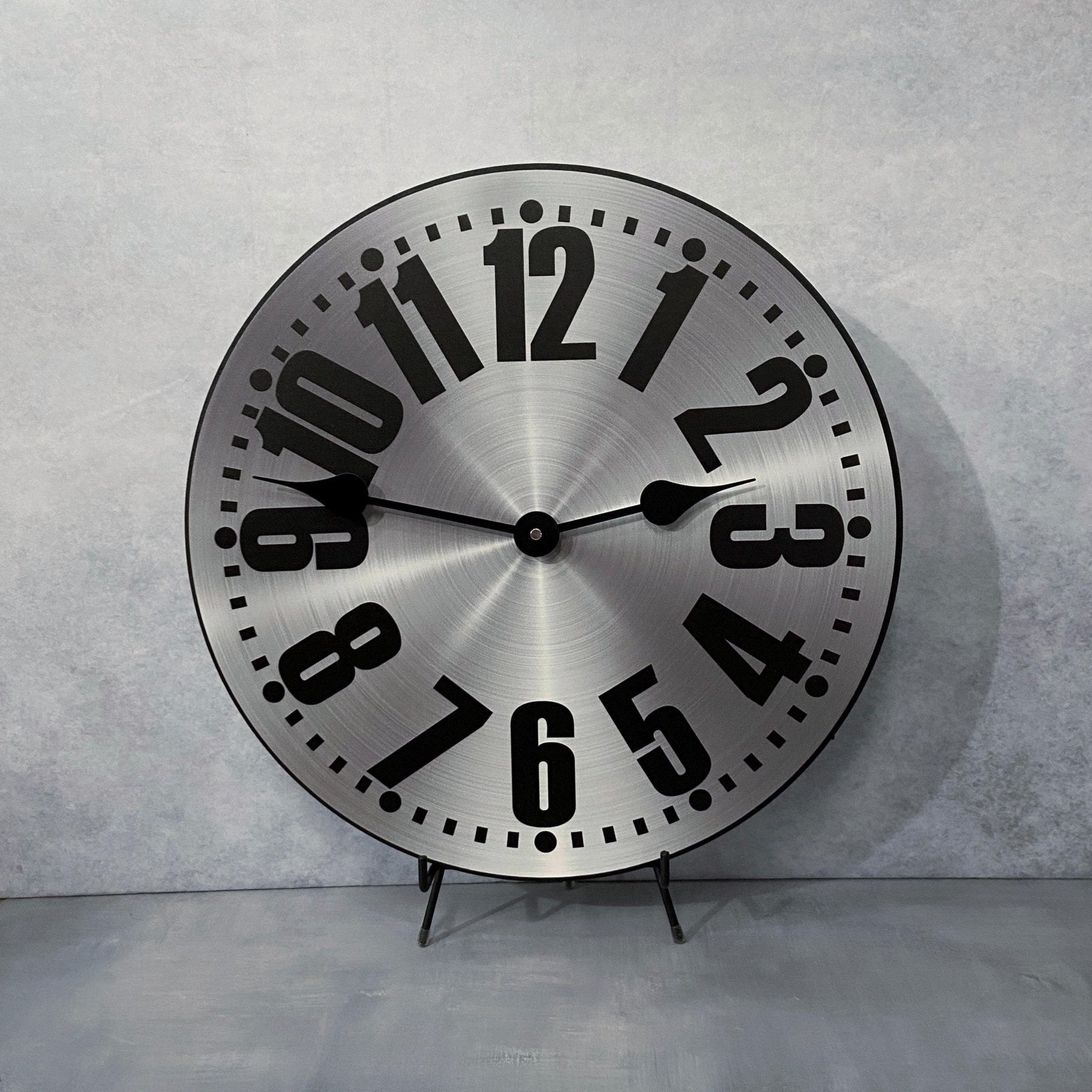 il_fullxfull.6461844621_4mph.jpg Heavy "Metal" Wall Clock 3 - Image 1